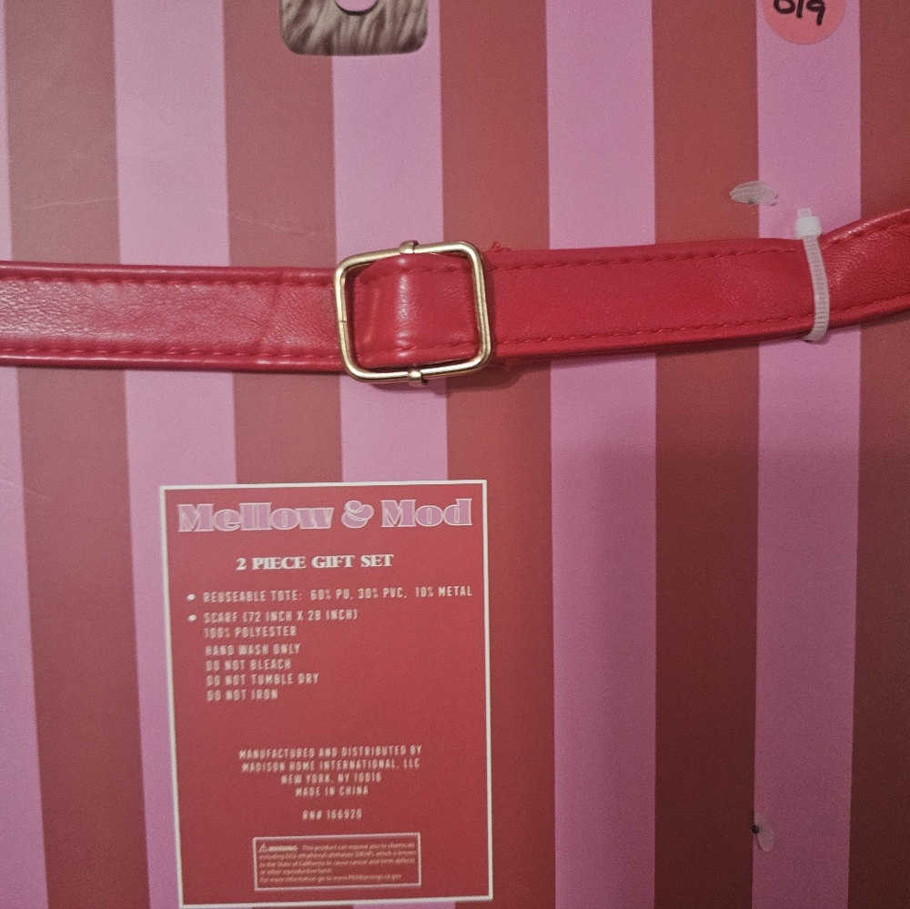 mellow and mod viral valentines set - Picture 3 of 3